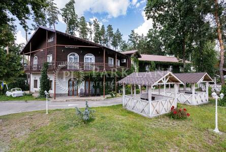 Продам готель Фастівський, Віта-Поштова, Звенигородська, 73