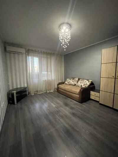 Здам довгостроково 1-к квартиру Київ, Солом`янський, Ушинського вул., 14б