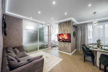 Продам 2-к квартиру Київ, Дніпровський, Микільсько-Слобідська вулиця, 3Б