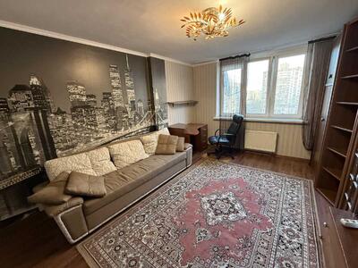 Сдам долгосрочно 2-к квартиру Киев, Деснянский, Владимира Маяковского просп., 68