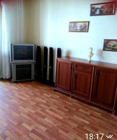 Здам кімнату 19м2 в 3-и кімнатній квартирі  95м2