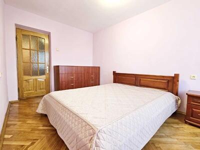 Здам довгостроково 3-к квартиру Київ, Голосіївський, Валерія Лобановського просп., 128