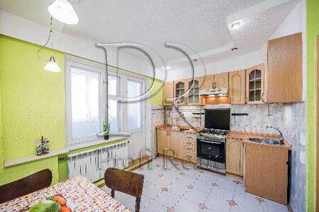 Продам 3-к квартиру Київ, Дарницький, Гмирі Бориса вулиця, 15