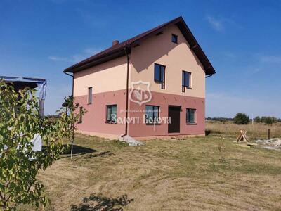 Продам 3-к будинок Бориспільський, Рогозів, Травнева, 4