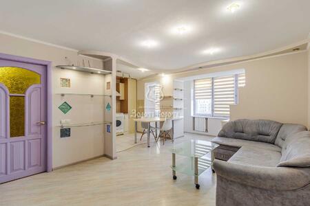 Продам 2-к квартиру Київ, Шевченківський, Миколи Пимоненка вул., 3