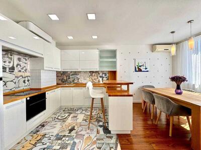 Сдам долгосрочно 3-к квартиру Киев, Дарницкий, Урловская ул., 40