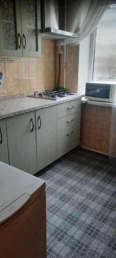 Здам довгостроково 3-к квартиру Київ, Солом`янський, Митрополита Василя Липківського вул., 13