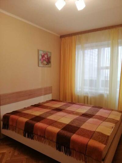 Сдам долгосрочно 3-к квартиру Киев, Голосеевский, Голосеевский просп., 15