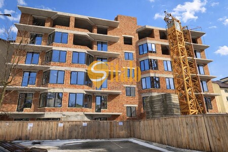 Квартира з автономним опаленням, стяжка, штукатурка, ліфт,бомбосховище