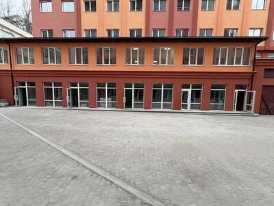 Продам торговая площадь Киев, Шевченковский, Глубочицкая ул., 17