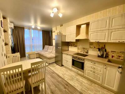 Сдам долгосрочно 1-к квартиру Киев, Голосеевский, Ясиноватский пер., 10