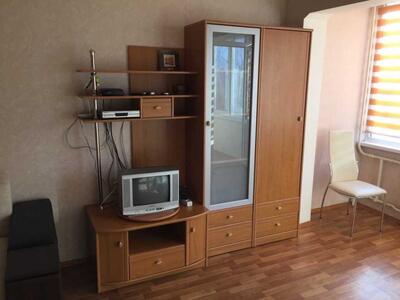 Продам 1-к квартиру Киев, Подольский, Івана Виговського ул., 24А