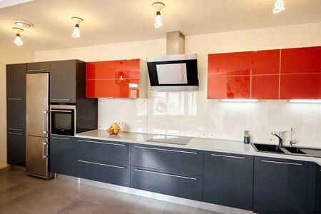 Здам довгостроково 4-к квартиру Київ, Подільський, Щекавицька вул.