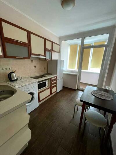 Сдам долгосрочно 1-к квартиру Киев, Оболонский, Богатырская ул., 6А