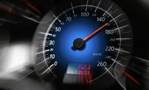 Корекція показань одометра Програмне налаштування пробігу