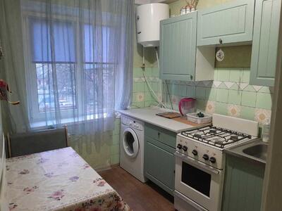 Здам довгостроково 2-к квартиру Київ, Шевченківський, Татарська вул., 36/5