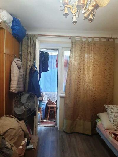 Продам 1-к квартиру Київ, Святошинський, Академіка Вернадського бульв., 63