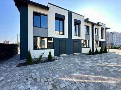 Продам 3-к квартиру Фастівський, Гатне, Святопетровського, 34