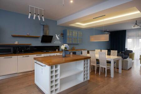 Продам 5-к таунхаус Обухівський, Лісники, Погребного