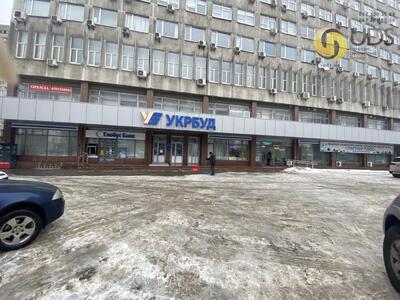 Оренда паркомісць на вул. Євгенія Сверстюка,23, без комісії