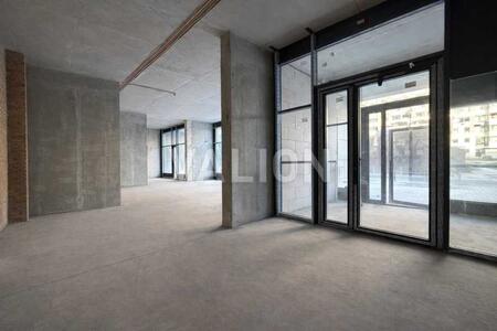 Здам довгостроково торгову площу Київ, Солом`янський, Повітрофлотський просп., 56Г