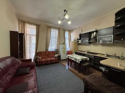 Продам 2-к квартиру Київ, Шевченківський, Бульварно-Кудрявська вул., 8-а