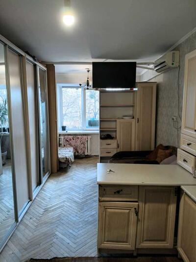 Продам комнату Киев, Шевченковский, Ивана Гонты ул., 9