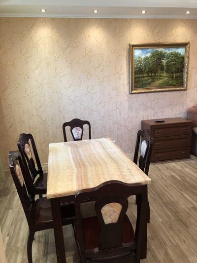 Сдам долгосрочно 3-к квартиру Киев, Святошинский, Генерала Наумова ул., 66