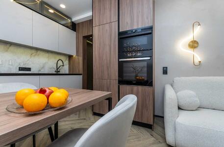 Продам 2-к квартиру Київ, Голосіївський, Михайла Максимовича вул., 24Г