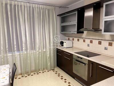 Продам 2-к квартиру Київ, Голосіївський, Феодосійський пров., 14а