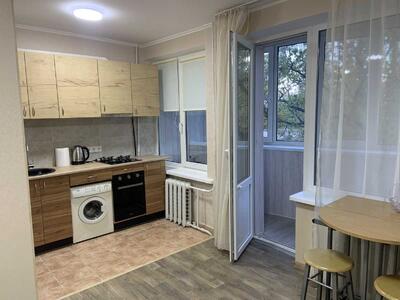 Здам довгостроково 1-к квартиру Київ, Святошинський, Львівська вул., 7/9