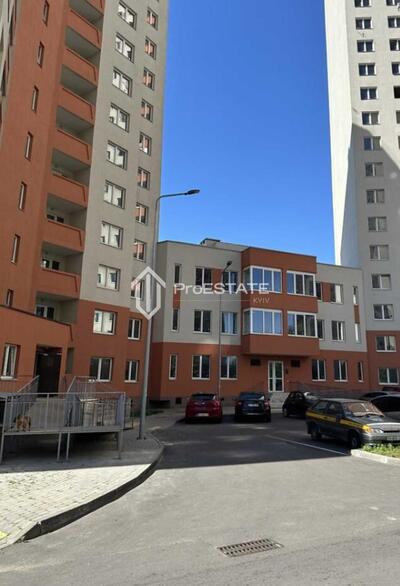 Продам 1-к квартиру Київ, Деснянський, Милославська вул., 18