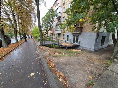 Продам торгову площу Київ, Подільський, Червонопільська вул., 13/16