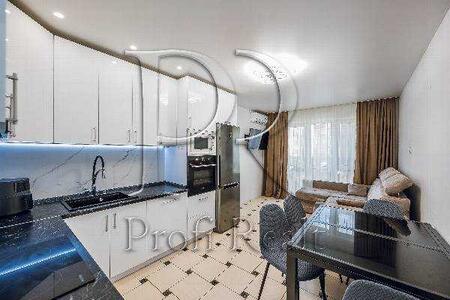 Продам 2-к квартиру Київ, Святошинський, Стеценка вулиця, 75В