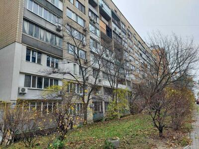 Продам 3-к квартиру Киев, Печерский, Василия Тютюнника ул., 22/26