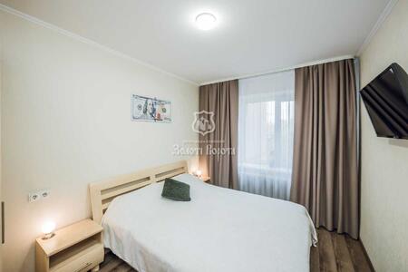 Продам 3-к квартиру Київ, Дарницький, Харківське шосе, 49