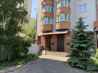 Продам офисное помещение Киев, Голосеевский, Феодосийский пер., 14