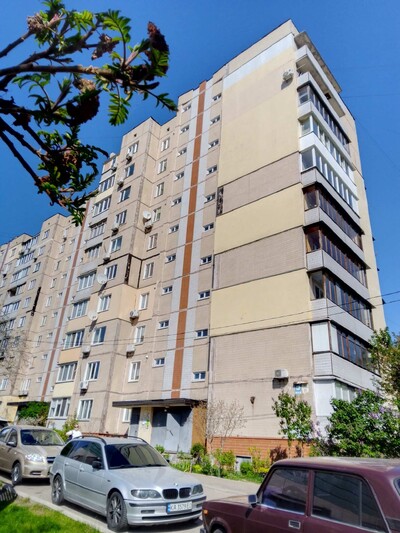 Солом'янка. Здам окрему двокімнатну квартиру. Мокра (Кудряшова), 7б.