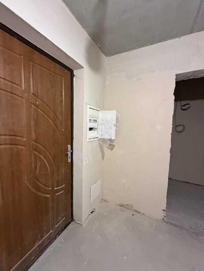 Продам 1-к квартиру Броварський, Бровари, Симоненка, 107А