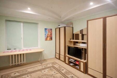 Продам 4-к квартиру Київ, Дарницький, Петра Григоренка просп., 1А