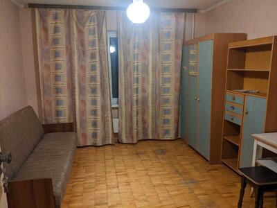 Сдам долгосрочно комнату Киев, Святошинский, Ирпенская ул., 66