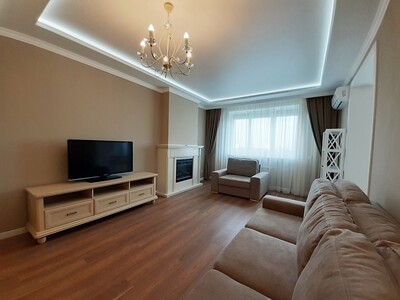 Оренда сучасної квартири 76 м.кв. Новий ЖК. Парк Відрадний. Видова