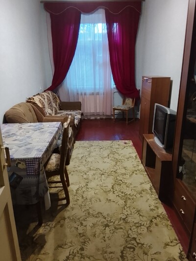 метро Лівобережна, вул. Чернігівська 51, кімната в гуртожитку