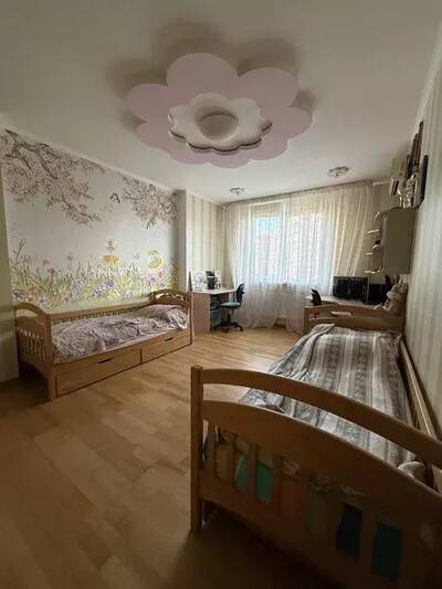 Продам 3к. квартиру вул. Мейтуса 4а