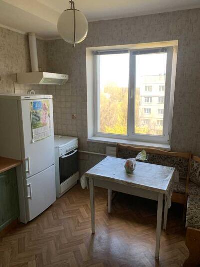 Продам 2-к квартиру Киев, Голосеевский, Маршала Якубовского ул., 2В