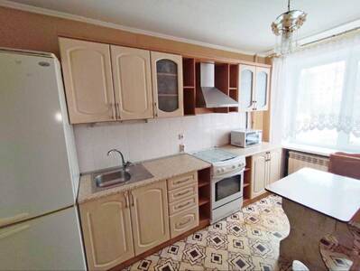 Продам 3-к квартиру Київ, Солом`янський, Сім\'ї Ідзиковських вул., 25