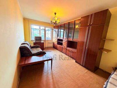 Продам 1-к квартиру Київ, Святошинський, Якуба Коласа вулиця, 7