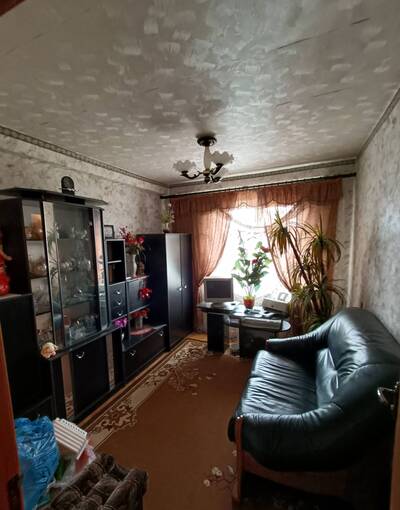Продаж 3-х квартири без комісійних на Жуля Верна 13