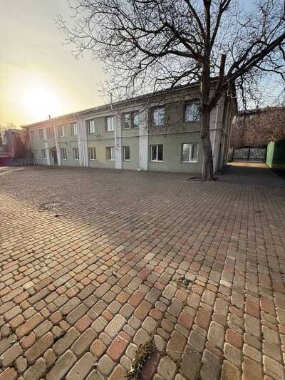 Продам помещение свободного назначения Киев, Шевченковский, Тропинина ул., 4Б