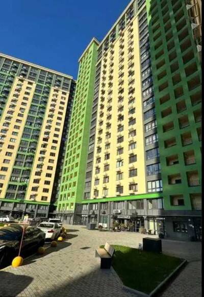 Продам 3-к квартиру Киев, Голосеевский, Михаила Максимовича ул., 32Б